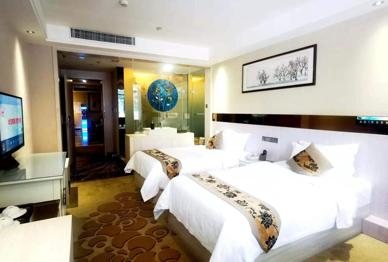 Paco Hotel Tianhe Coach Terminal Metro Satation Guangzhou-Free Shuttle Bus For Canton Fair Екстериор снимка