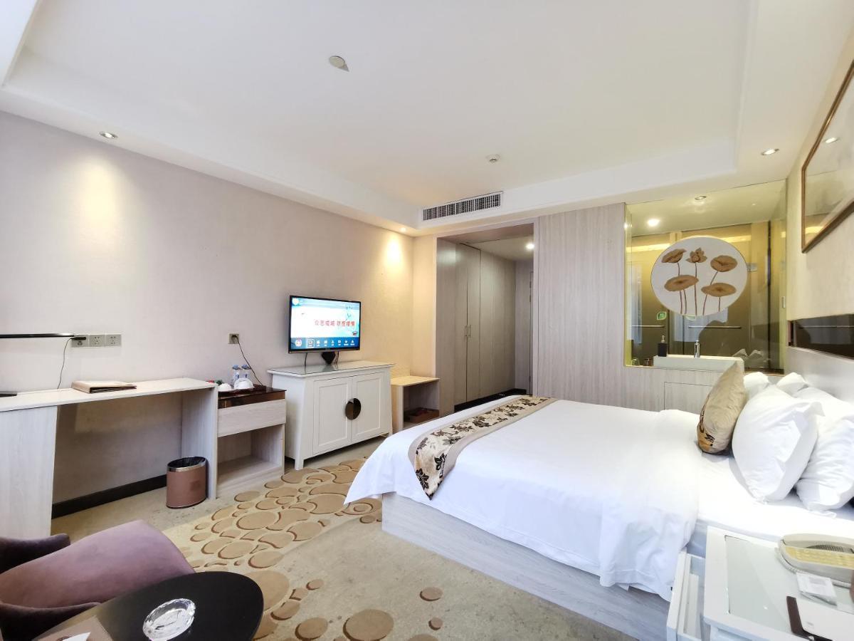Paco Hotel Tianhe Coach Terminal Metro Satation Guangzhou-Free Shuttle Bus For Canton Fair Екстериор снимка