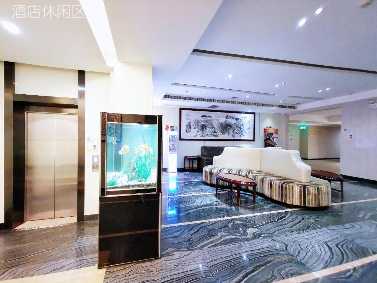 Paco Hotel Tianhe Coach Terminal Metro Satation Guangzhou-Free Shuttle Bus For Canton Fair Екстериор снимка