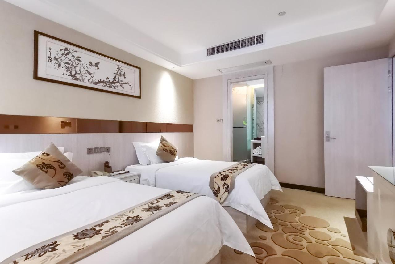 Paco Hotel Tianhe Coach Terminal Metro Satation Guangzhou-Free Shuttle Bus For Canton Fair Екстериор снимка