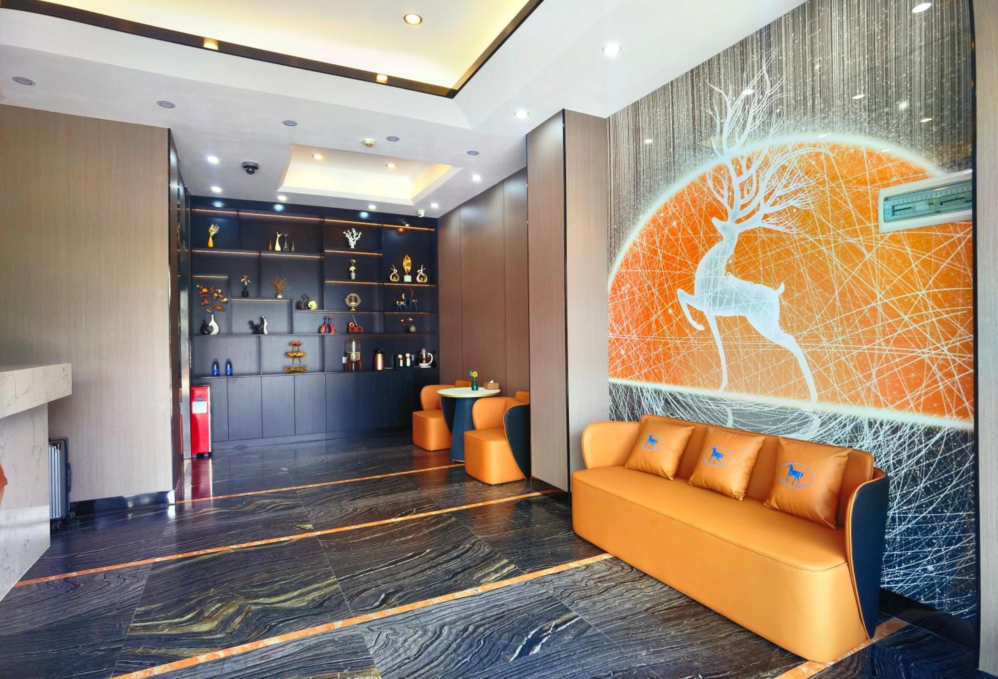 Paco Hotel Tianhe Coach Terminal Metro Satation Guangzhou-Free Shuttle Bus For Canton Fair Екстериор снимка