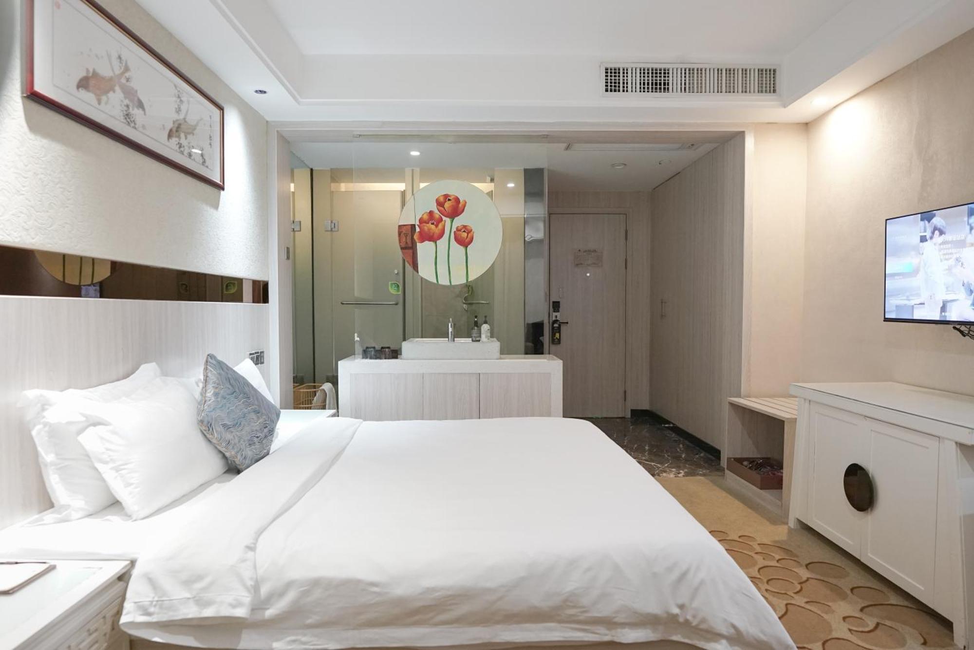 Paco Hotel Tianhe Coach Terminal Metro Satation Guangzhou-Free Shuttle Bus For Canton Fair Екстериор снимка