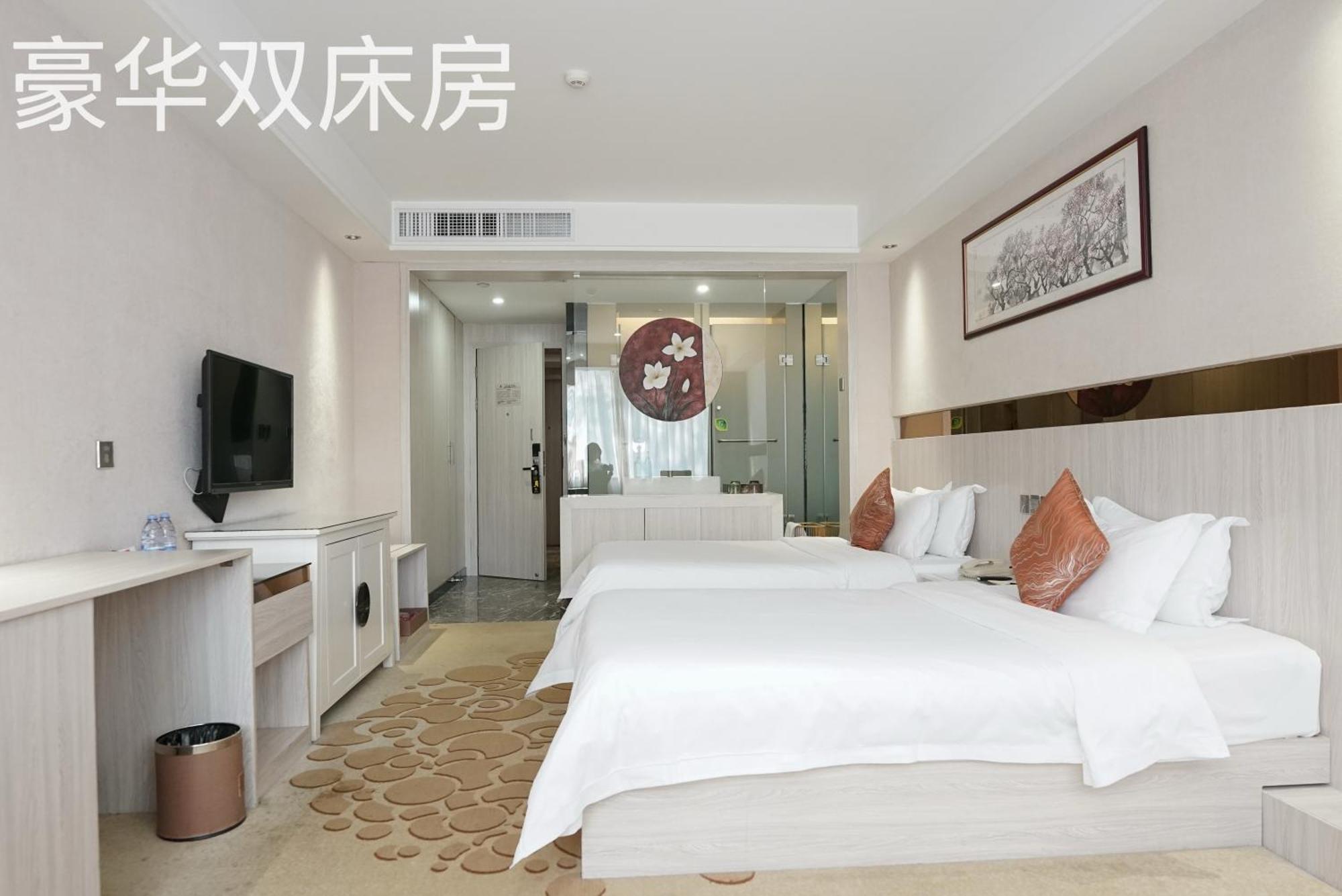 Paco Hotel Tianhe Coach Terminal Metro Satation Guangzhou-Free Shuttle Bus For Canton Fair Екстериор снимка